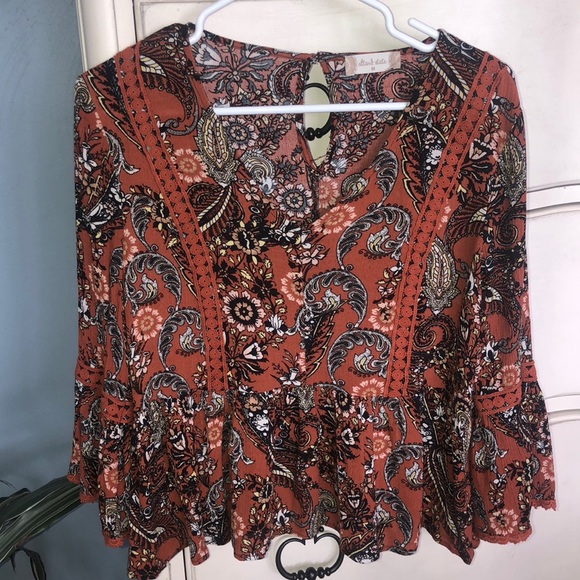 Altar’d State blouse - Picture 1 of 3